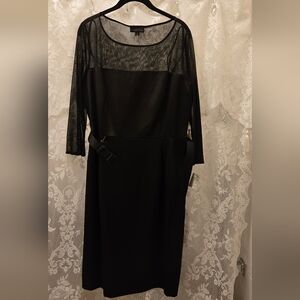 Elegant Black Satin Tahari Dress